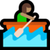 Windows系统里的女子划艇：中等肤色emoji表情