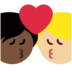 Twitter里的亲吻: 成人成人中等-浅肤色较深肤色emoji表情